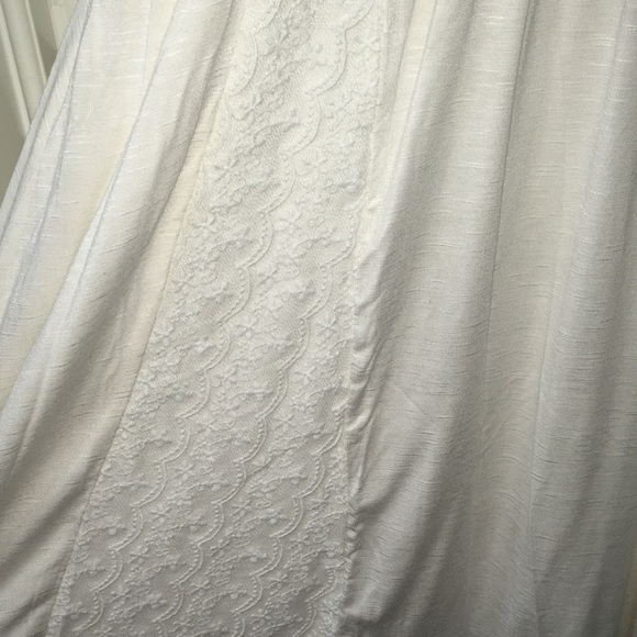 Shirt - Picture 4 of 4